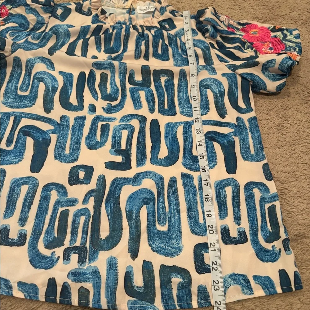 Ruffled Neck Blue Patterned Short Sleeve Blouse - Picture 7 of 9